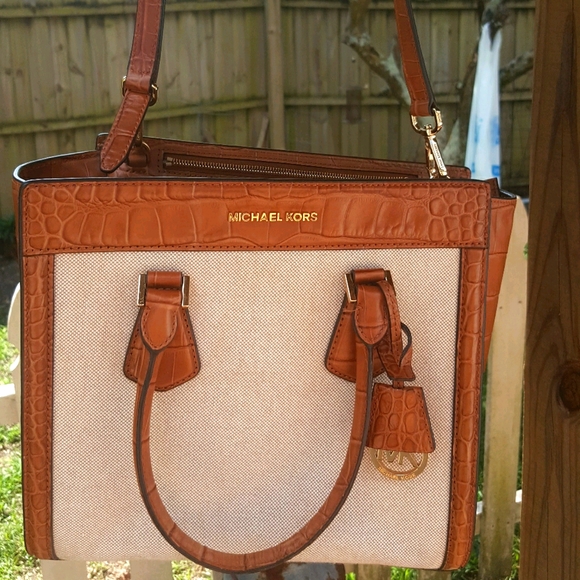 MICHAEL CORS SATCHEL BAG